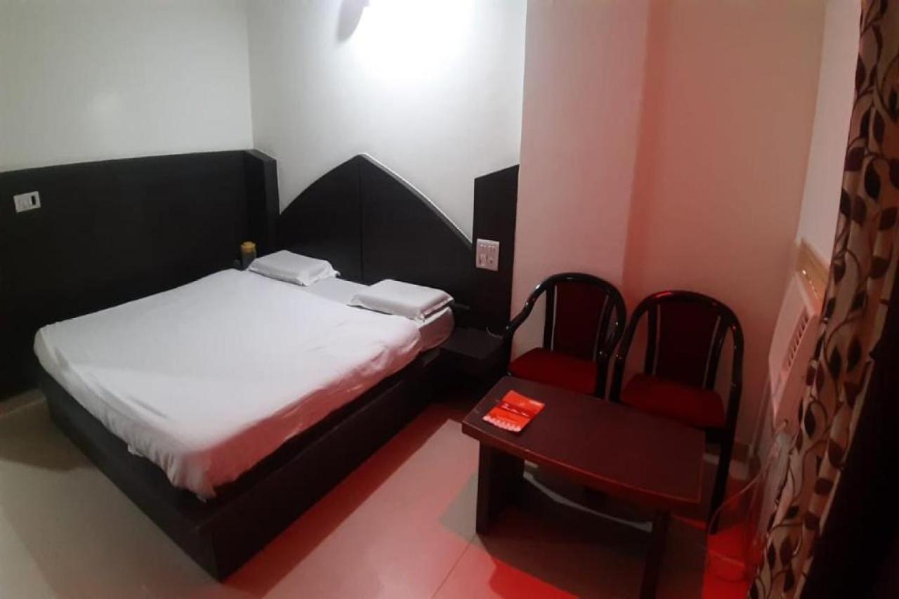 Oyo 81211 Hotel Janta Katra (Jammu and Kashmir) Extérieur photo