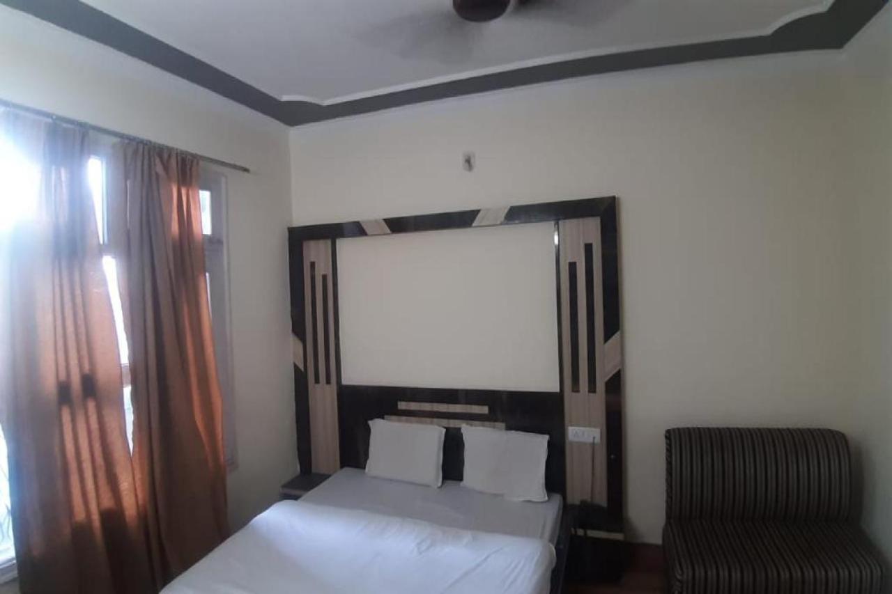 Oyo 81211 Hotel Janta Katra (Jammu and Kashmir) Extérieur photo